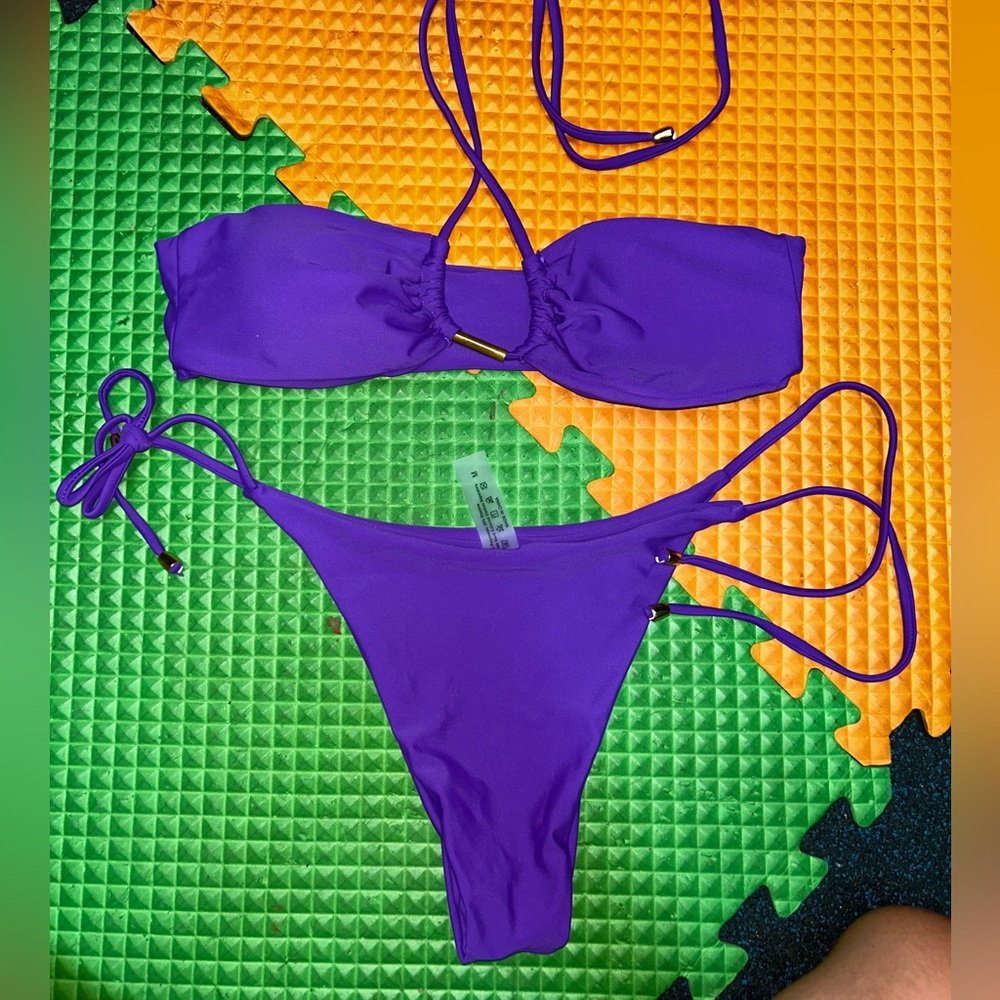 Women swim set